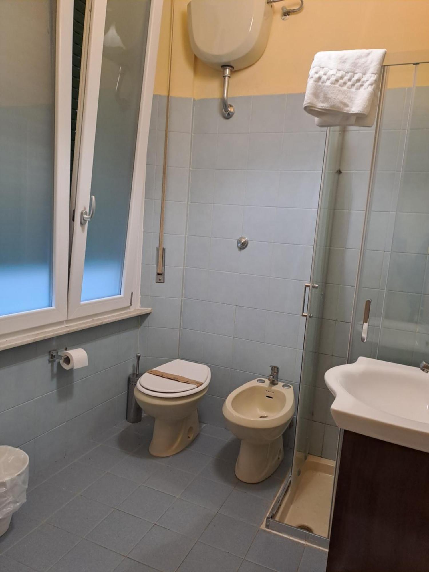 Giappone Inn Flat Ліворно Екстер'єр фото