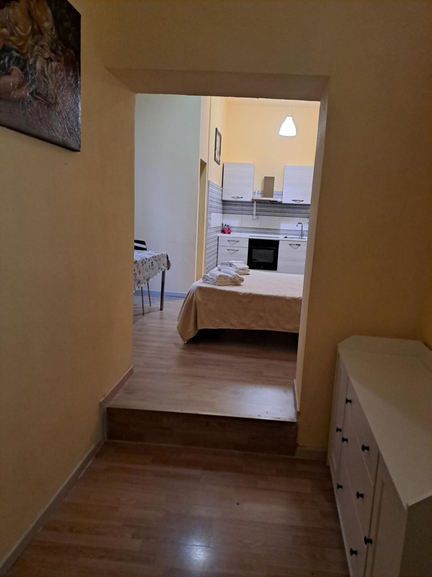 Giappone Inn Flat Ліворно Екстер'єр фото